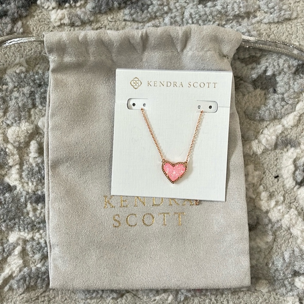 Kendra Scott Heart Necklace